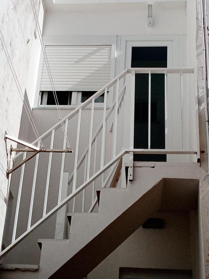 Estudio Dos Bones Nazaré Eksteriør billede